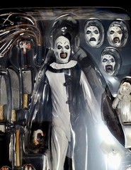 NECA Damien Leone’s Terrifier 7″ Scale Action Figure Ultimate Art the Clown