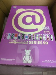 BE@RBRICK SERIES 50 Bearbrick Series 50 / x24 in Box mini toy Figure Medicom