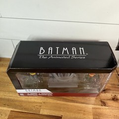 DC Collectibles Batman Animated Series Batman & Robin Bat Signal Set Ships Fast!