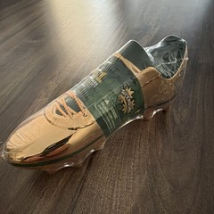Soccer Starz Mini Soccer Cleat Collectible Figurine – Gold & Green