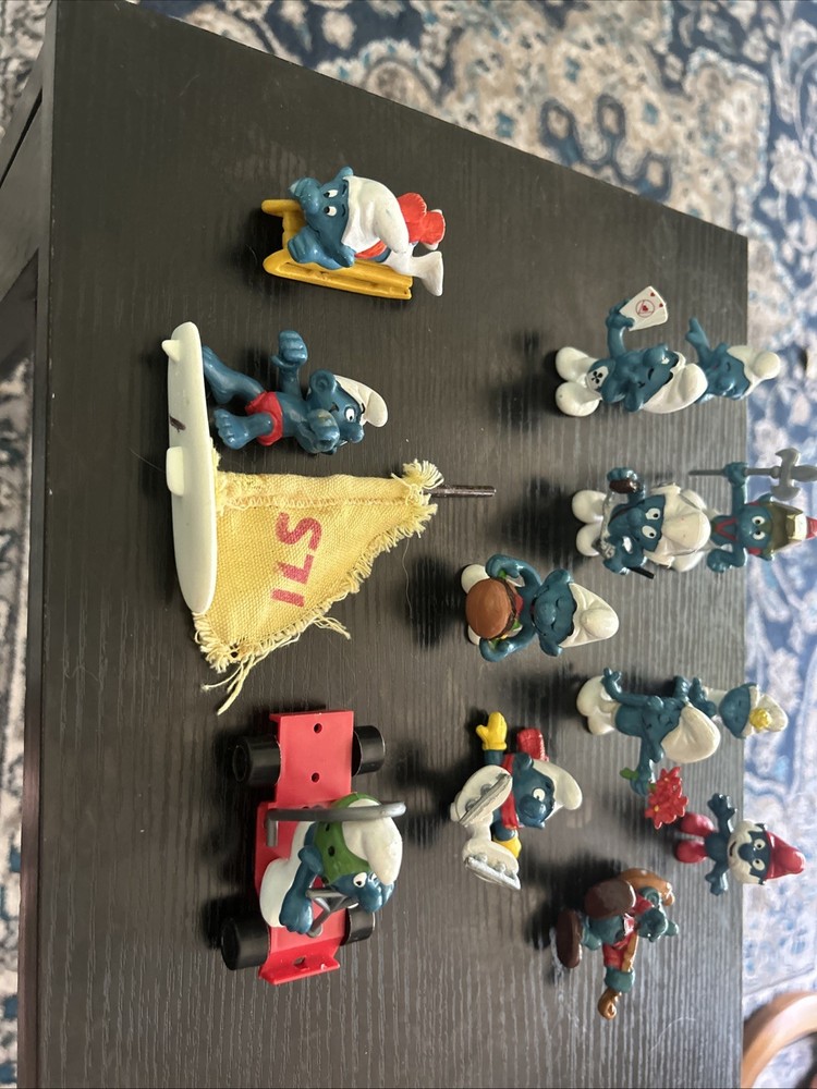 Schleich Smurf Pre Owned Lot 16 Pieces 13 Figurines 1979-1980s