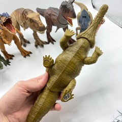 Lot of 7 Jurassic World Dinosaur Toys Sarcosuchus Carnotaurus Sounds Roar 2020s