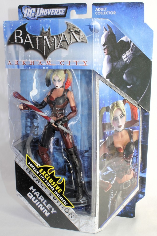 DC Universe Legacy Edition Batman Arkham City Harley Quinn with Poster