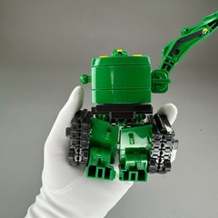 HELLO CARBOT Duke Transforming Action Figure Robot Toy ≈ Scavenger Decepticon
