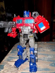Transformers Studio Series 38 Voyager Class Optimus Prime Bumblebee Movie