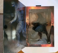 NECA Toys – Authentic – GODZILLA 2014 Movie Box Set Figure NEW SEALED LEGENDARY