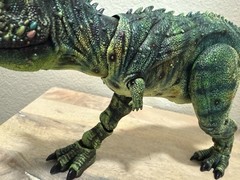 CUSTOM Jurassic World Survival Charge N Chomp Carnotaurus, Roar Running