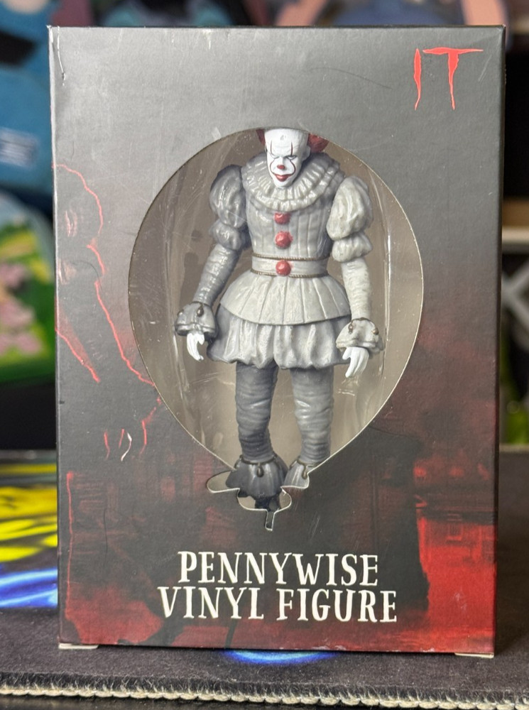 Culturefly—IT–Pennywise The Clown—-Vinyl Figure