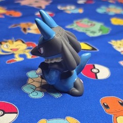 Pokemon Lucario Figure Finger Puppet 2006 Nintendo Bandai PVC Japan USA Seller