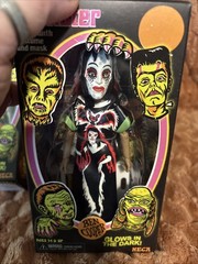 NECA Ben Cooper Glow In Dark Vampire Girl And Dracula 5.5”lot of 2 NEW In BOX