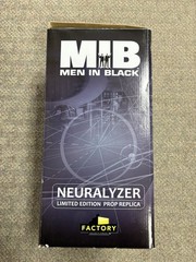 + Factory Entertainment Men In Black MIB Neuralyzer Limited Edition Prop Replica