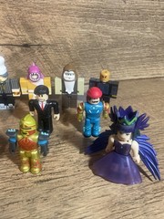 Jazwares Lot Of 20 Mixed Lot Of Roblox Figures