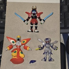 Medabots Action Figure Lot 11 Hasbro Takara Tomy 2.5” Mini Figures With Cards
