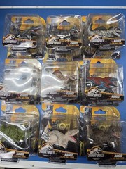 9 X Jurassic World Dominion Pull Back Zoom Rider Toys – 9 different dinosaurs