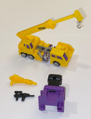 original G2 Transformers yellow HOOK 100% COMPLETE unbroken Devastator FREE SHIP