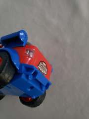 2009 Jada Toys Spider-Man Rescue Unit Vehicle 6″ by 3″