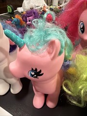 My Little Pony – Lot Of 13 – Various Sizes
