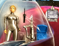 Star Trek Voyager Seven of Nine Silver Target Starfleet Command Playmates MOC 99