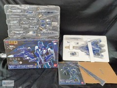 BANDAI DX Chogokin VF-25G Messiah Valkyrie (Michael Blanc) – For Collectors