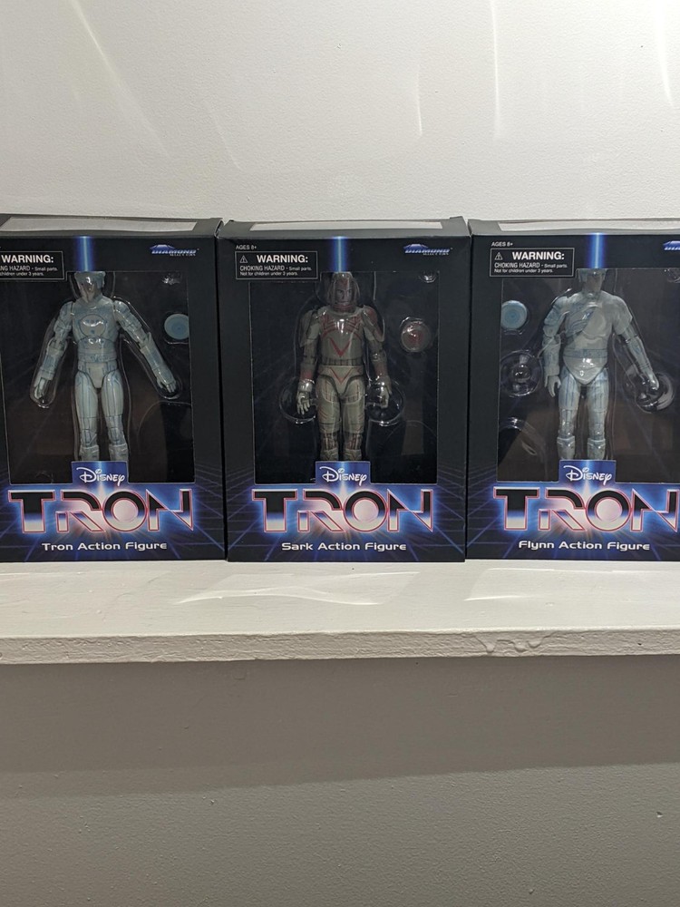 Disney TRON Flynn 7″ Walgreens Exclusive 2019 Diamond Select Toys SET OF 3
