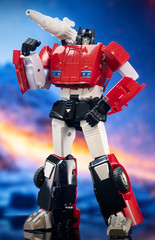 DX9 D21 Red Storm IN STOCK US SELLER Not Sideswipe MP Scale