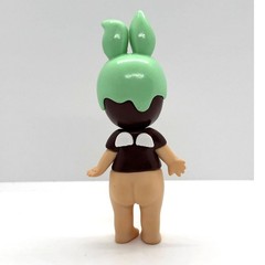 New Kewpie/Angel Collectible Mini Figure Chocolate Rabbit “You” Shirt, Open Box