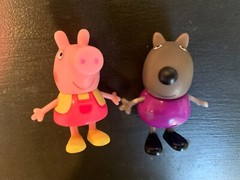 Peppa Pig and Friends Case+ 8 Toy figurines+24 Pc Puzzle+12 Color Pages+Bookmark