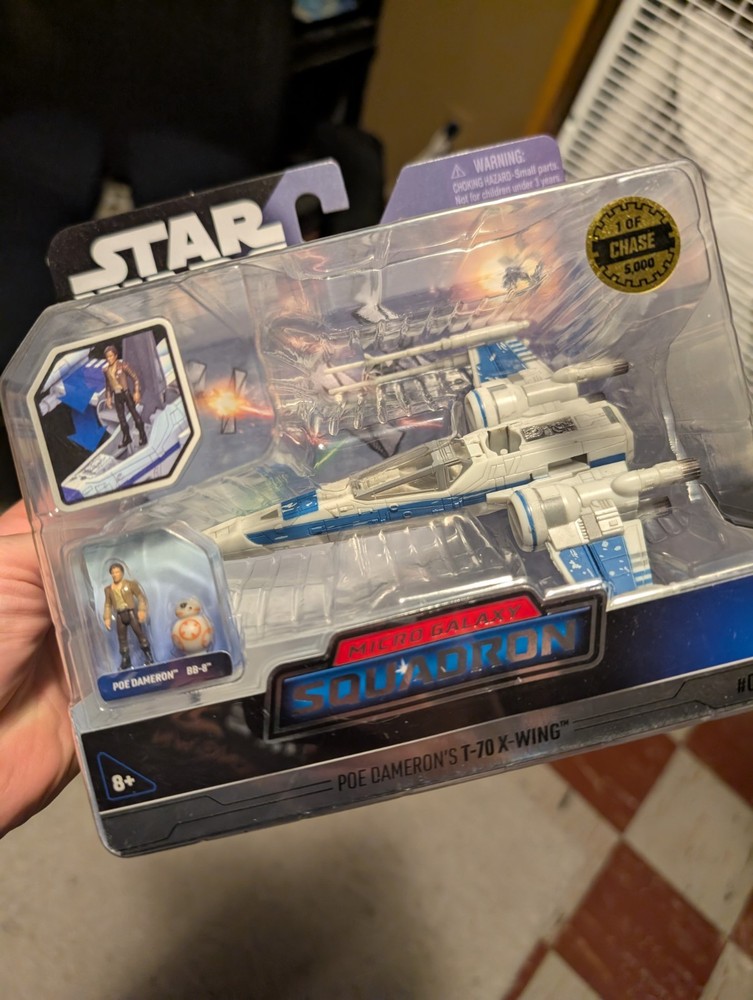 Star Wars Micro Galaxy Squadron Poe Dameron Chase!