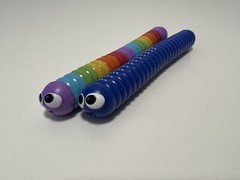 2 Slither io Plastic Bendable Snake Worm 2016 Figures Bonkers rainbow & blue