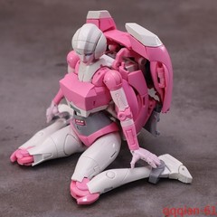 Arcee Robot Action Figure Toy New Christmas Birthday Gift Pink Desk Decoration