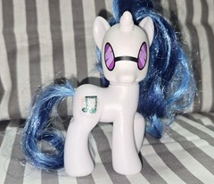 My Little Pony Hasbro MLP G4 3″ Brushable Vinyl Scratch DJ PON3 Unicorn 2010