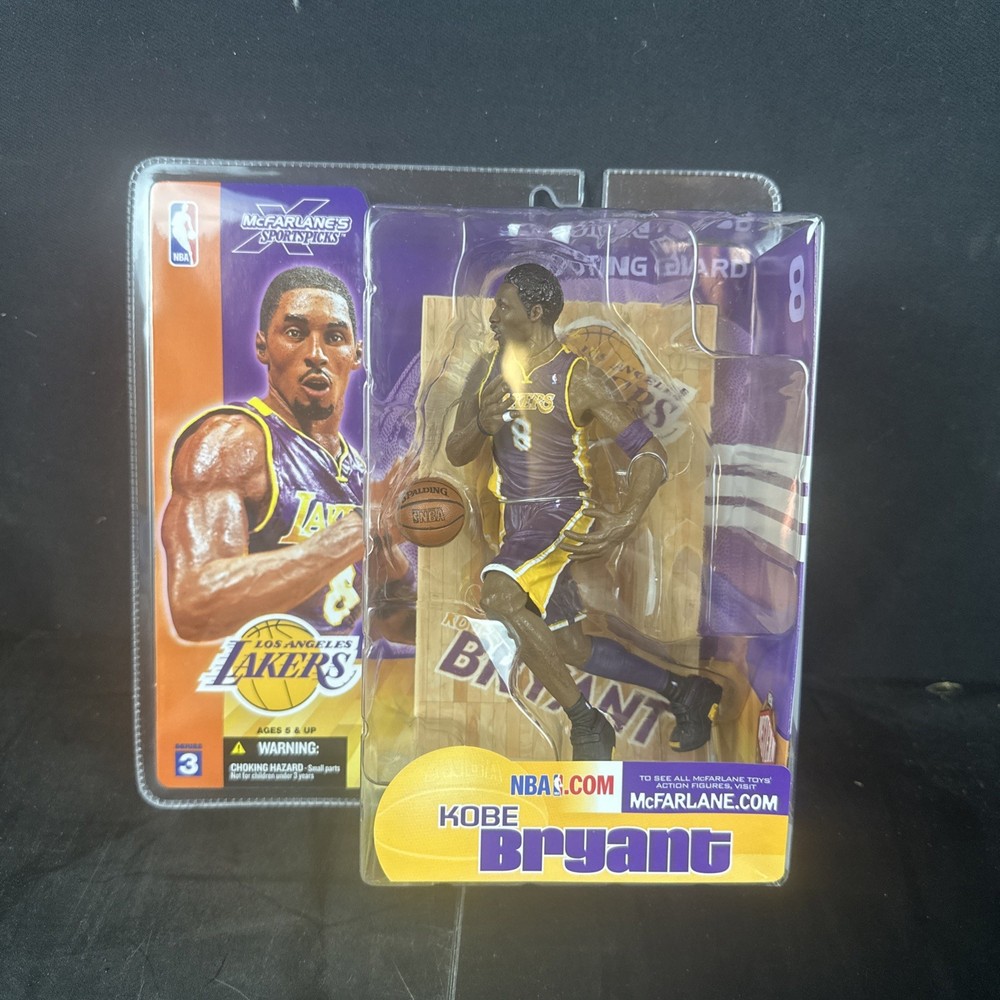 McFarlane Sportspicks – Kobe Bryant – Los Angeles Lakers Purple Jersey – NBA S3