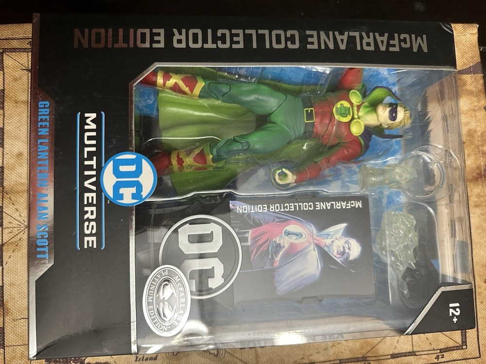 McFarlane DC Multiverse GREEN LANTERN Alan Scott Collector 7″ Figure Platinum 02