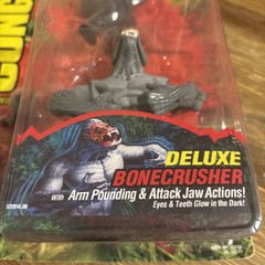 Kenner Congo Movie Bonecrusher Deluxe Action Figure w/ Zinj Monkey Bone 1995