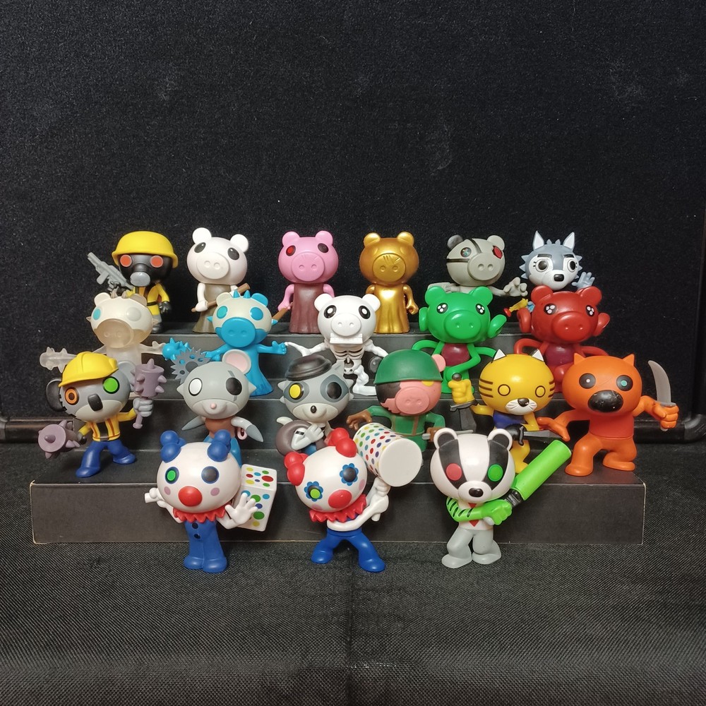 PhatMojo Roblox Piggy 20 Figure Lot Skelly Parasee Soldier Clowny Foxy Rash
