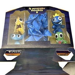 Rainbow Friends Blues Castle 8 Pack Blue Green Cyan Yellow + 4 Mystery Figures