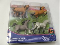 Palomino Bluffs Riding Academy Dreamworks Spirit Riding Free New Sealed 4 Horses