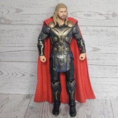 DC Collectible & MARVEL LEGEND 7″ Action Figures Lot Of 3 Dr Doom Thor Red Arrow