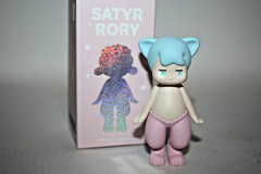 POPMART BASIC SERIES 1 SATYR RORY BEIGE KITTY SEULGIE LEE DESIGNER TOY ART