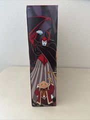 Hasbro 40 Dungeons & Dragons Cartoon Classics Scale Venger and Dungeon Master.