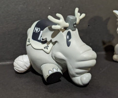 Kidrobot Carnies Figures Brandt Peters Mortimer Narwhal Lucky Cat Topsy Elephant