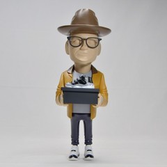 Celebrity Artist Actor Designer Cultural Exclusive Figure (Tinker Hatfield)
