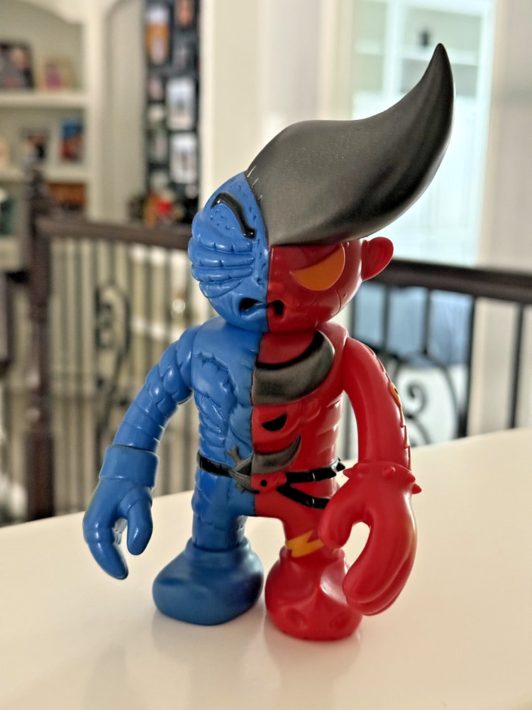 Real X Head Kikaider RealHead MVH Zollmen Sofubi Vinyl Figure