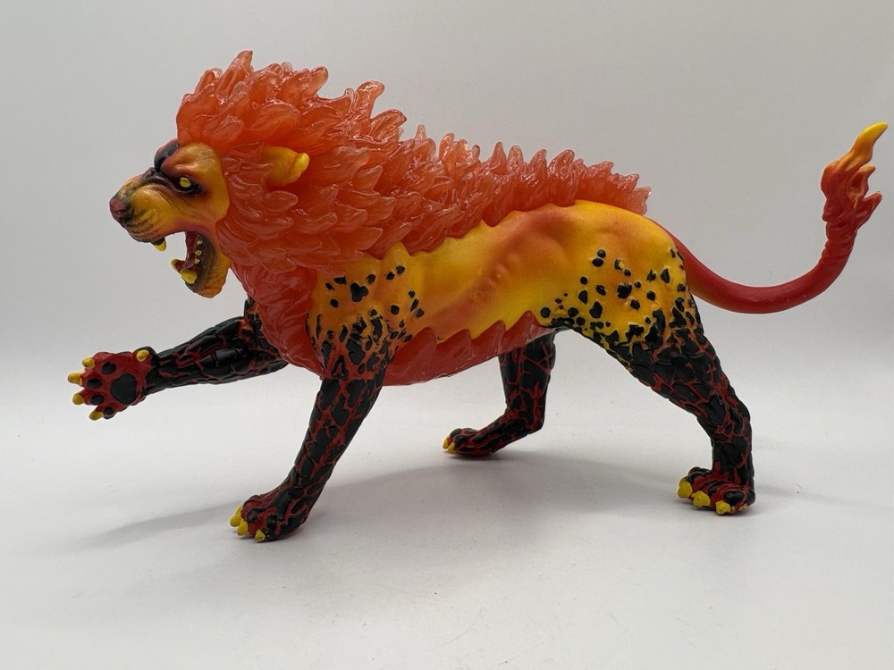 Schleich ELDRADOR Creatures Battle Monster Fire Lion