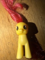 My Little Pony G4 Apple Bloom 2 1/2” Brushable Toy Figure MLP & Mcd Rainbow Dash