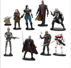 Disney Star Wars The Mandalorian 9-Piece Deluxe PVC Figure Play Set