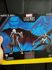 Hasbro Marvel Legends King In Black Venom Knull 2 Pack