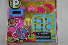 My Little Pony POP DESIGN & BUILD YOUR PONY SET- Pinkie Pie Bakery Decorator Kit