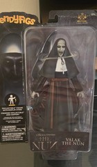 BendyFigs The Noble Collection The Nun: Valak The Nun 7″ Figure on Card