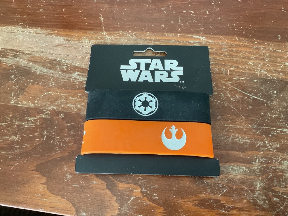Star Wars Empire Rebel Rubber Bracelet Wristband Set Bioworld – New